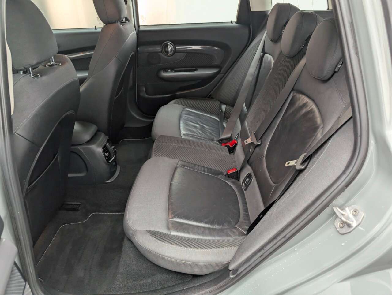 2017 MINI CLUBMAN 2017 MINI CLUBMAN