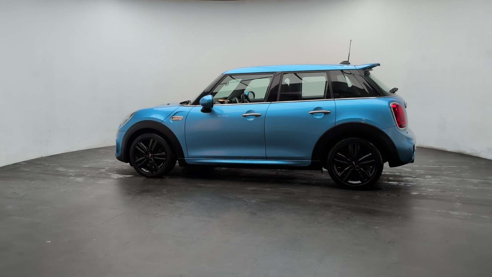 2018 MINI HATCH 2018 MINI HATCH