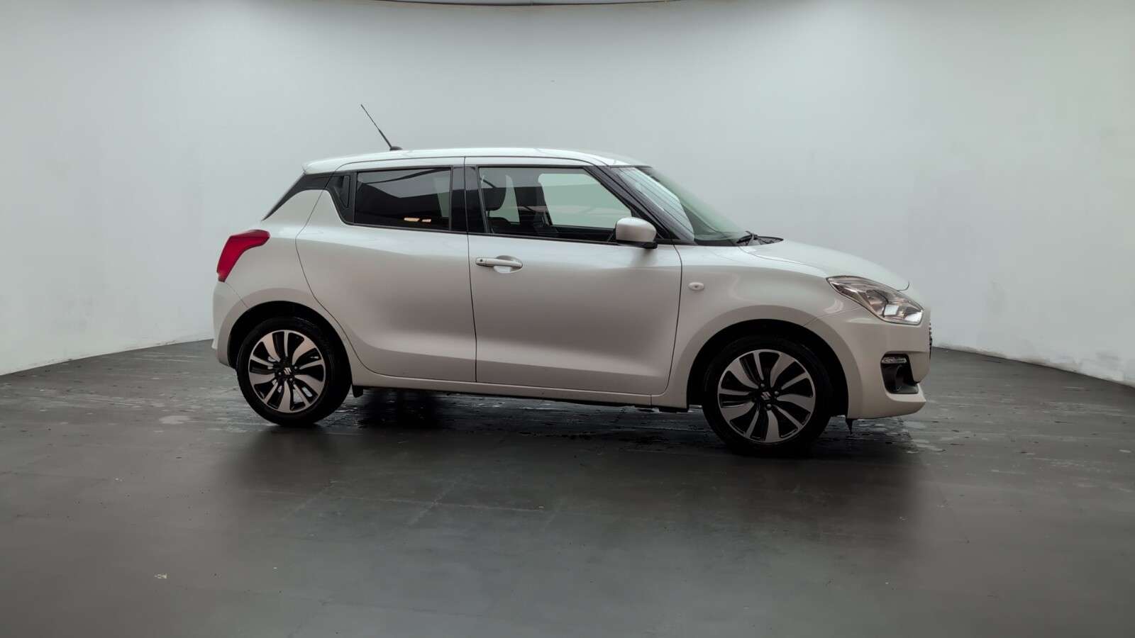 2020 SUZUKI SWIFT 2020 SUZUKI SWIFT