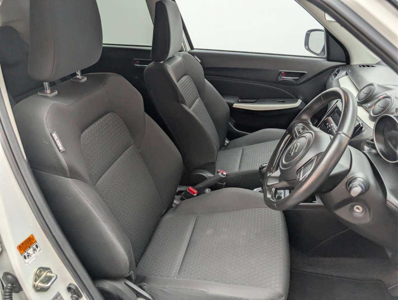 2020 SUZUKI SWIFT 2020 SUZUKI SWIFT