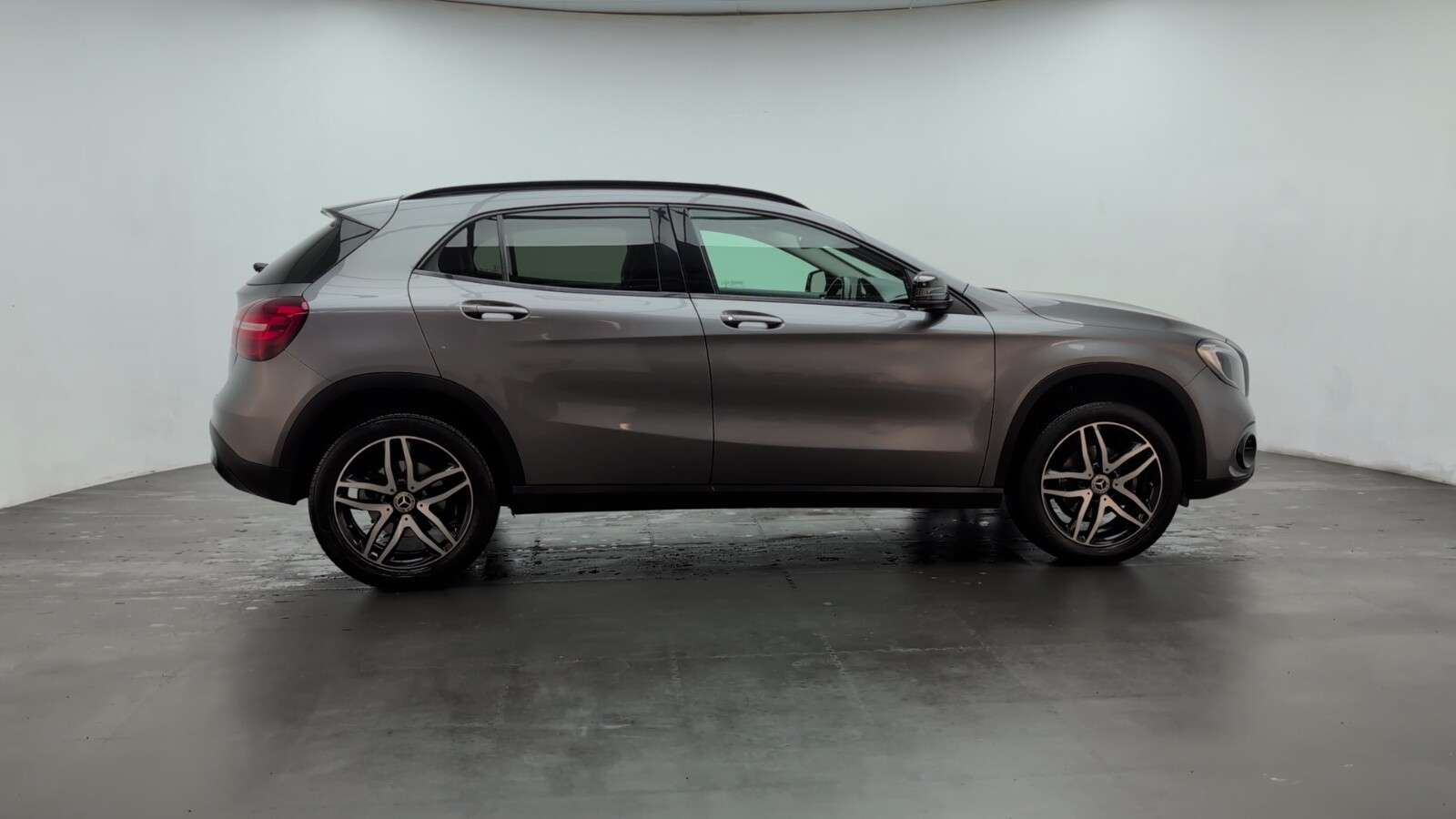 2019 MERCEDES-BENZ 180 2019 MERCEDES-BENZ 180