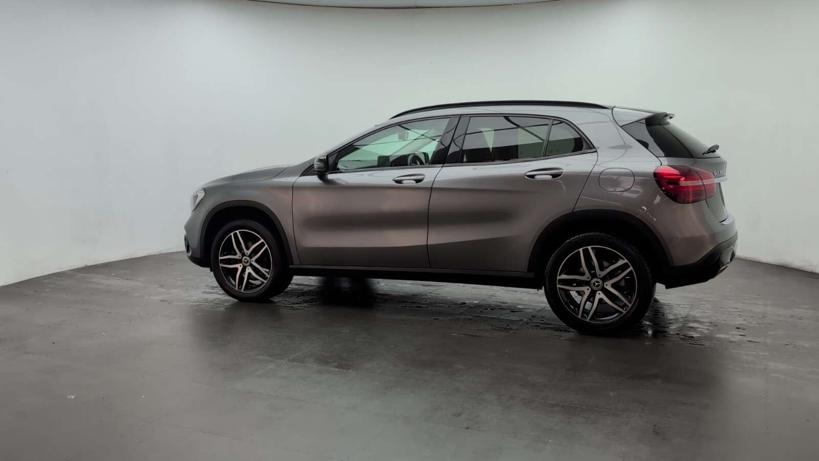 2019 MERCEDES-BENZ 180 2019 MERCEDES-BENZ 180