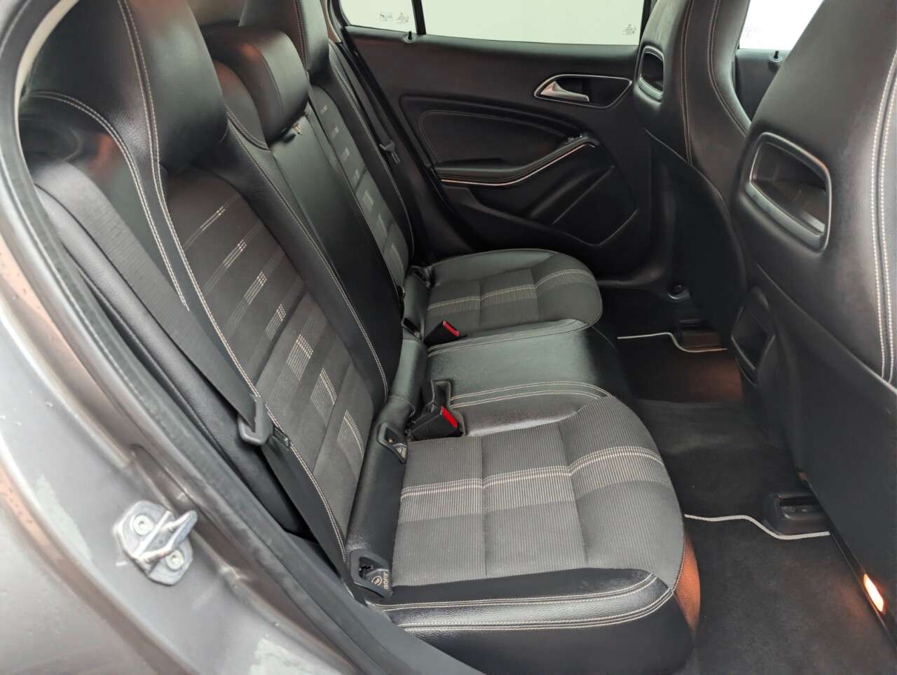 2019 MERCEDES-BENZ 180 2019 MERCEDES-BENZ 180