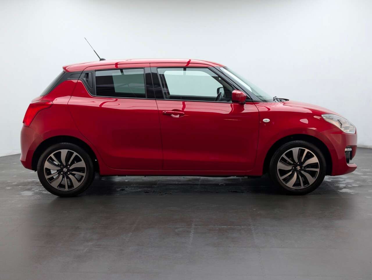 2020 SUZUKI SWIFT 2020 SUZUKI SWIFT