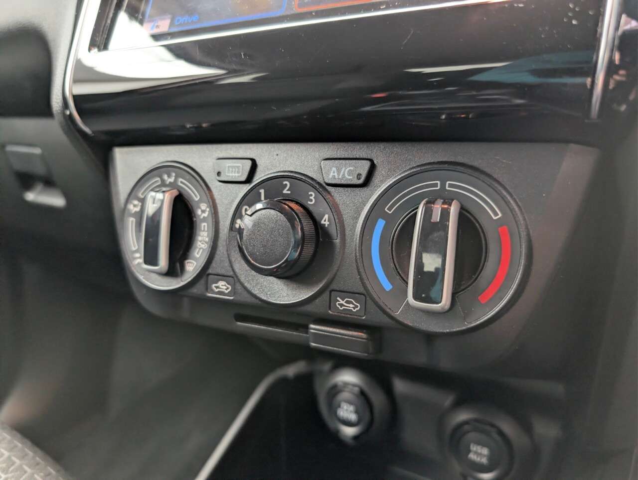 2020 SUZUKI SWIFT 2020 SUZUKI SWIFT