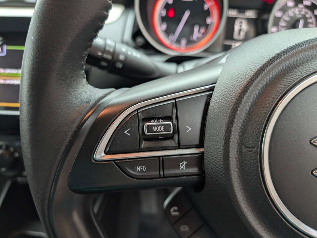 2020 SUZUKI SWIFT 2020 SUZUKI SWIFT