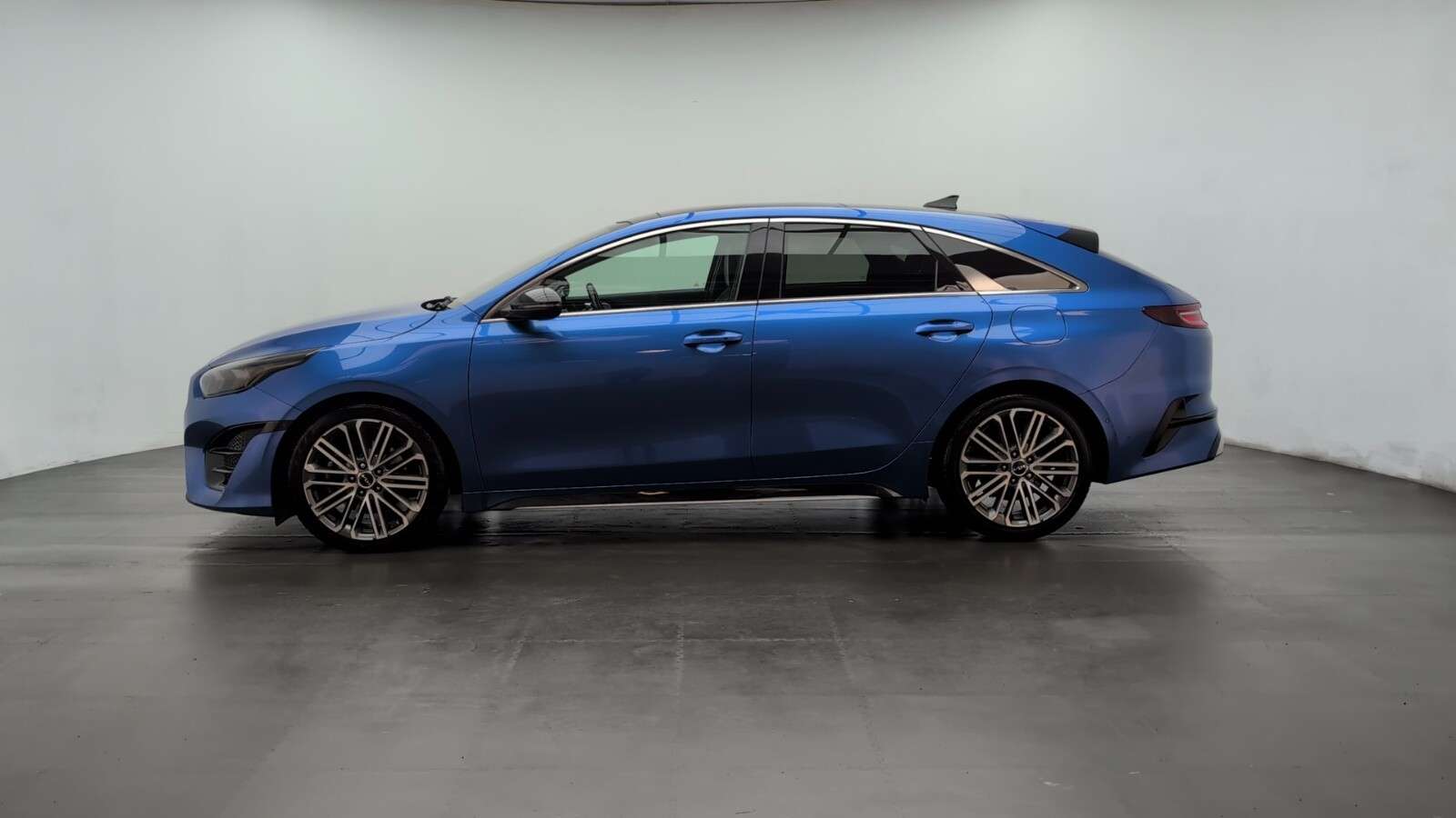 2022 KIA PROCEED 2022 KIA PROCEED