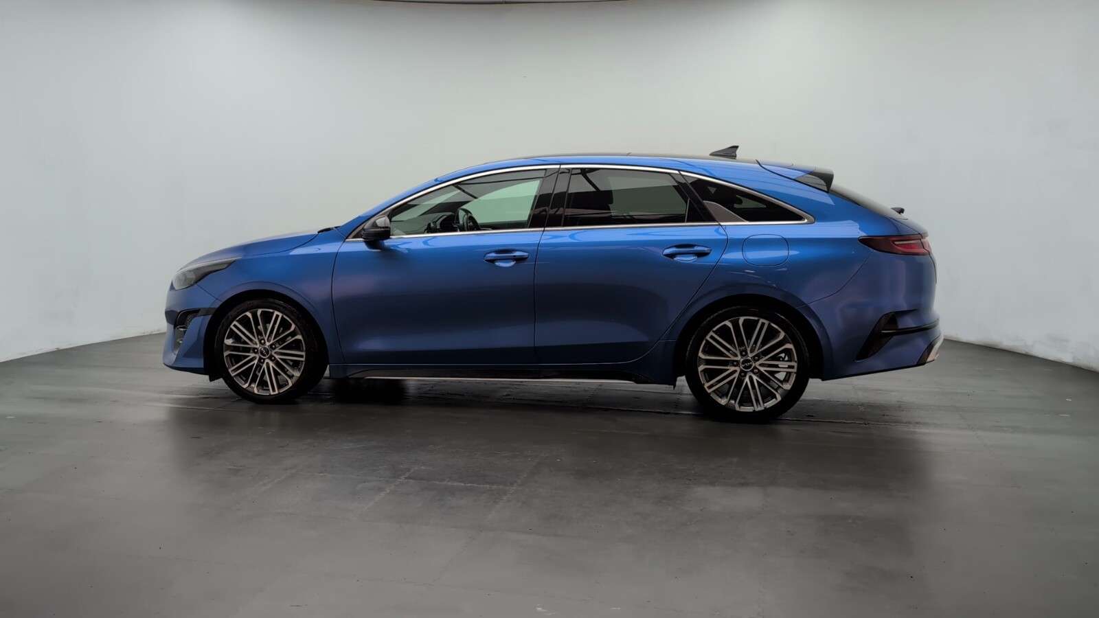 2022 KIA PROCEED 2022 KIA PROCEED