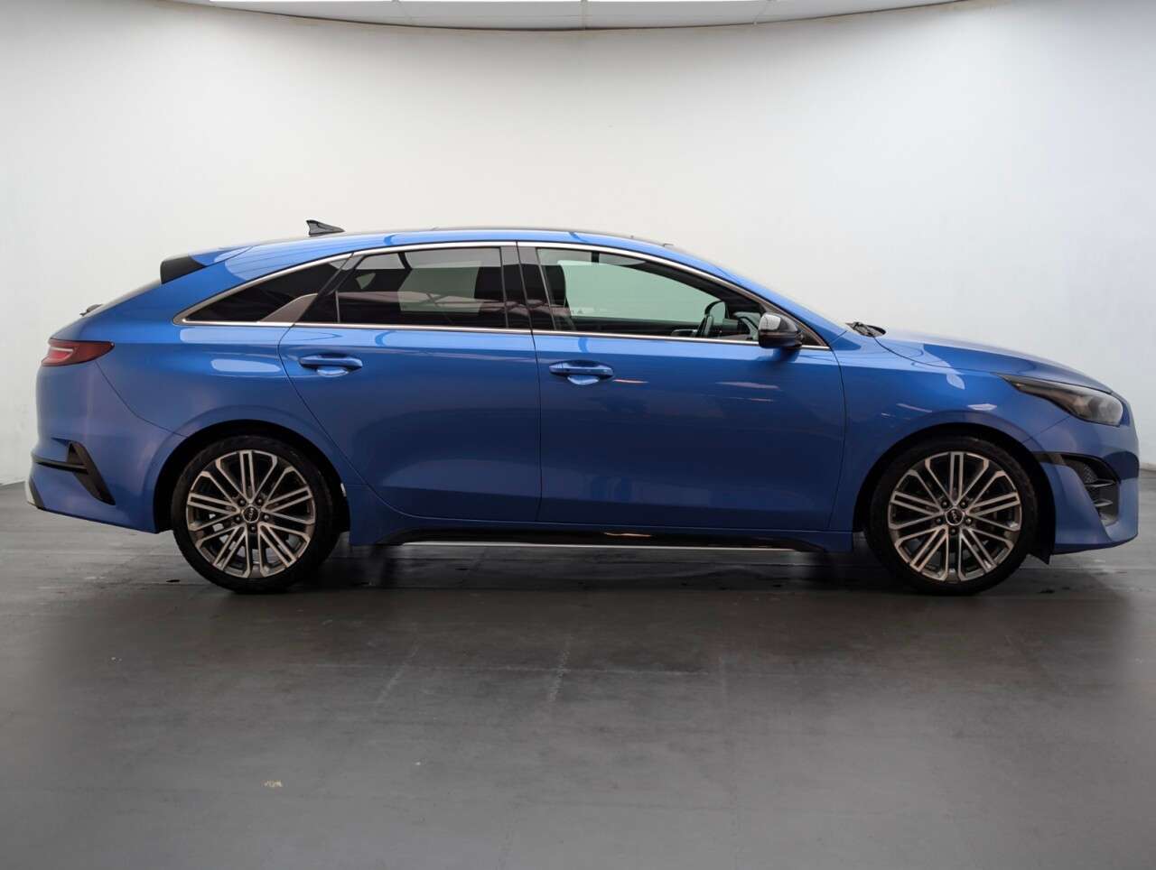 2022 KIA PROCEED 2022 KIA PROCEED