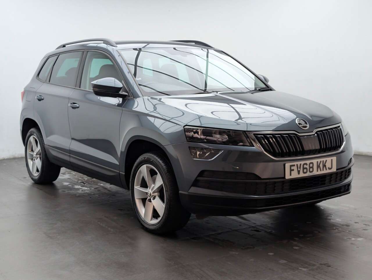 A 2019 SKODA KAROQ 1.6 TDI SE SUV 5dr Diesel DSG Euro 6 (s/s) (115 ps) - CRUISE CONTROL + PARK A 2019 SKODA KAROQ 1.6 TDI SE SUV 5dr Diesel DSG Euro 6 (s/s) (115 ps) - CRUISE CONTROL + PARK