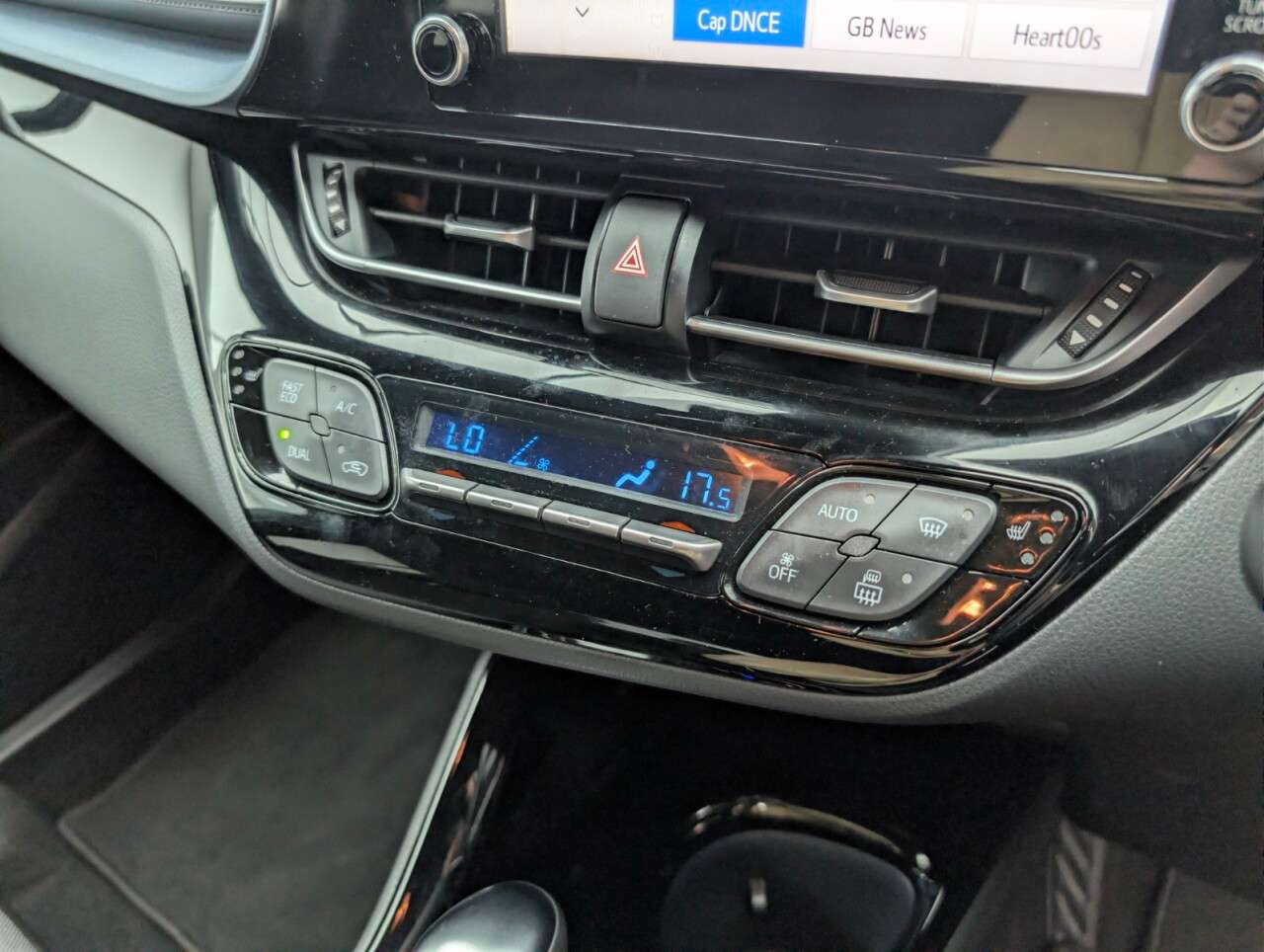 2020 TOYOTA C-HR 2020 TOYOTA C-HR