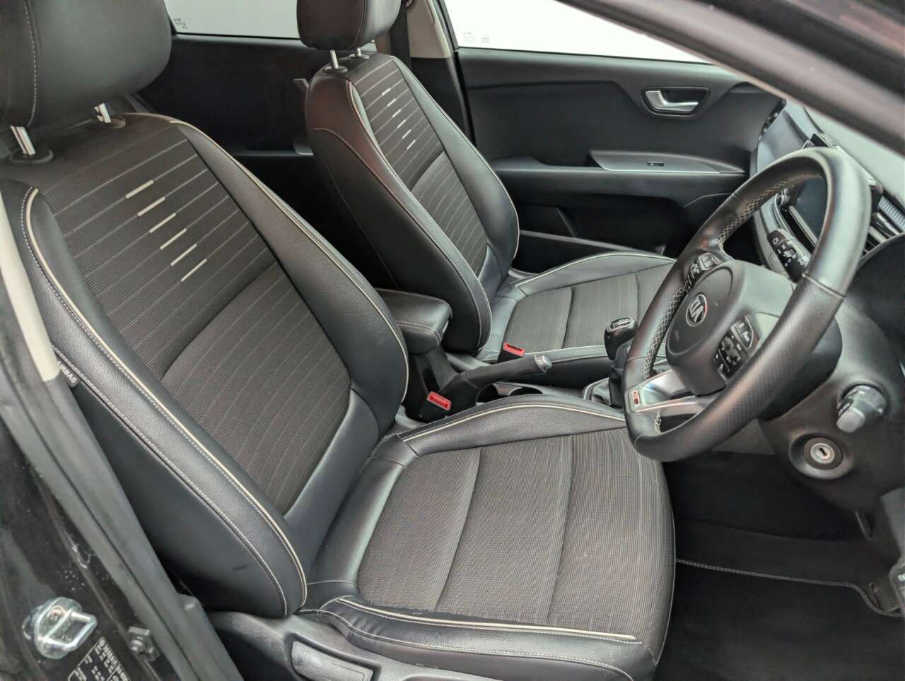 2018 KIA RIO 2018 KIA RIO