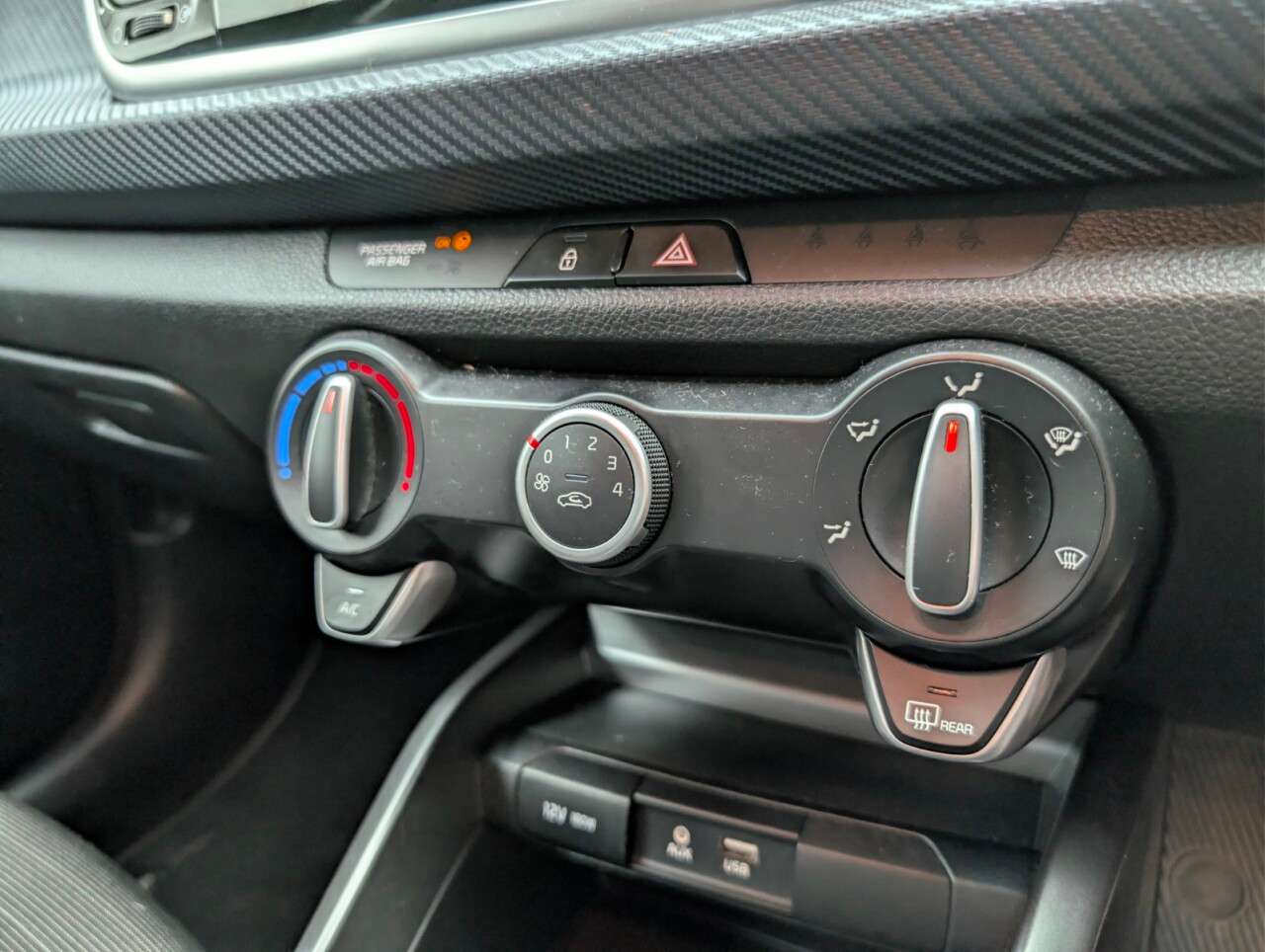 2018 KIA RIO 2018 KIA RIO