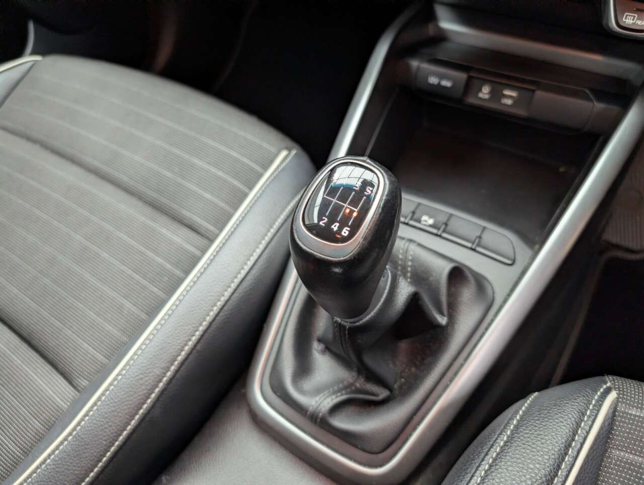 2018 KIA RIO 2018 KIA RIO