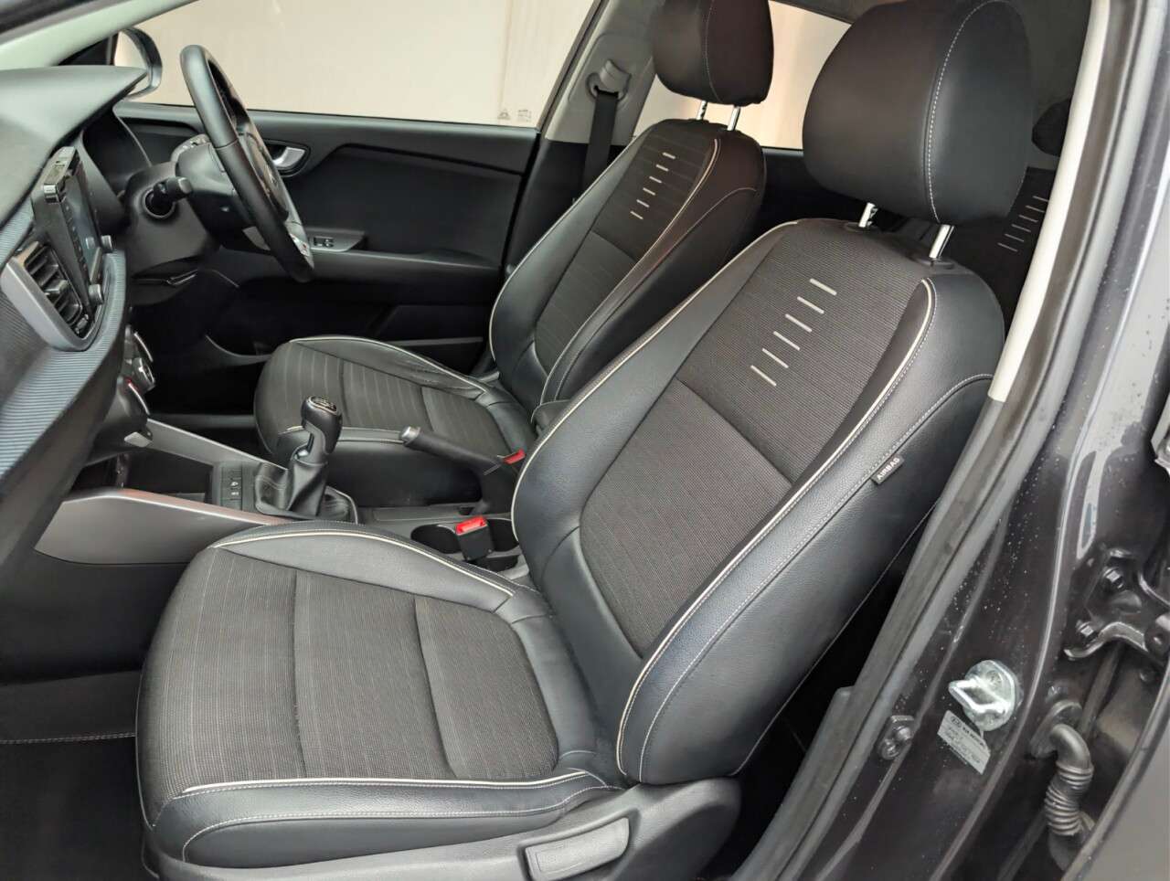 2018 KIA RIO 2018 KIA RIO