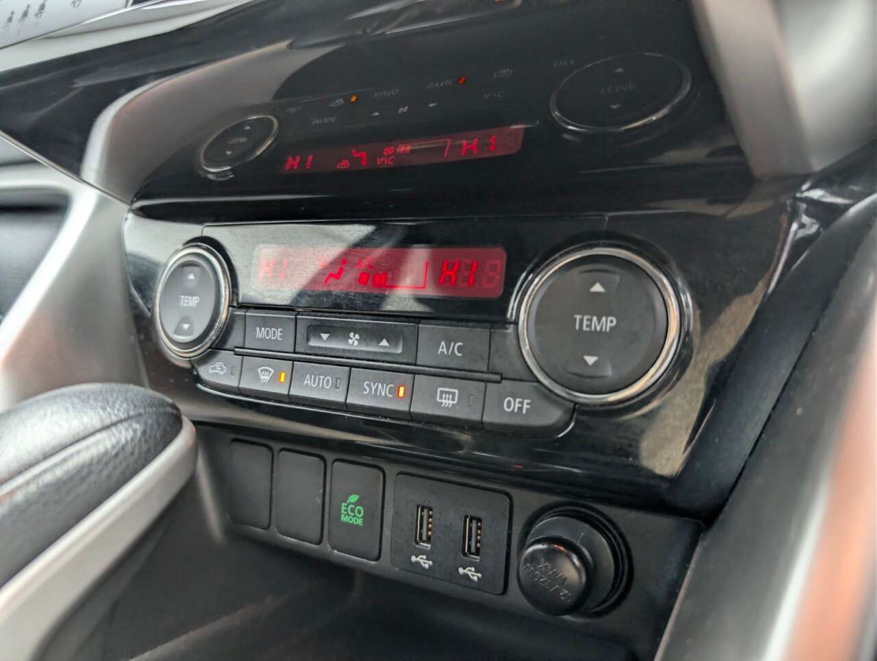 2020 MITSUBISHI ECLIPSE CROSS 2020 MITSUBISHI ECLIPSE CROSS