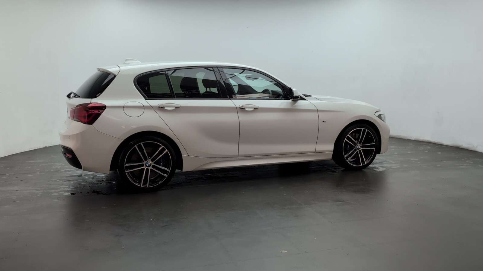 2019 BMW 1 SERIES 2019 BMW 1 SERIES