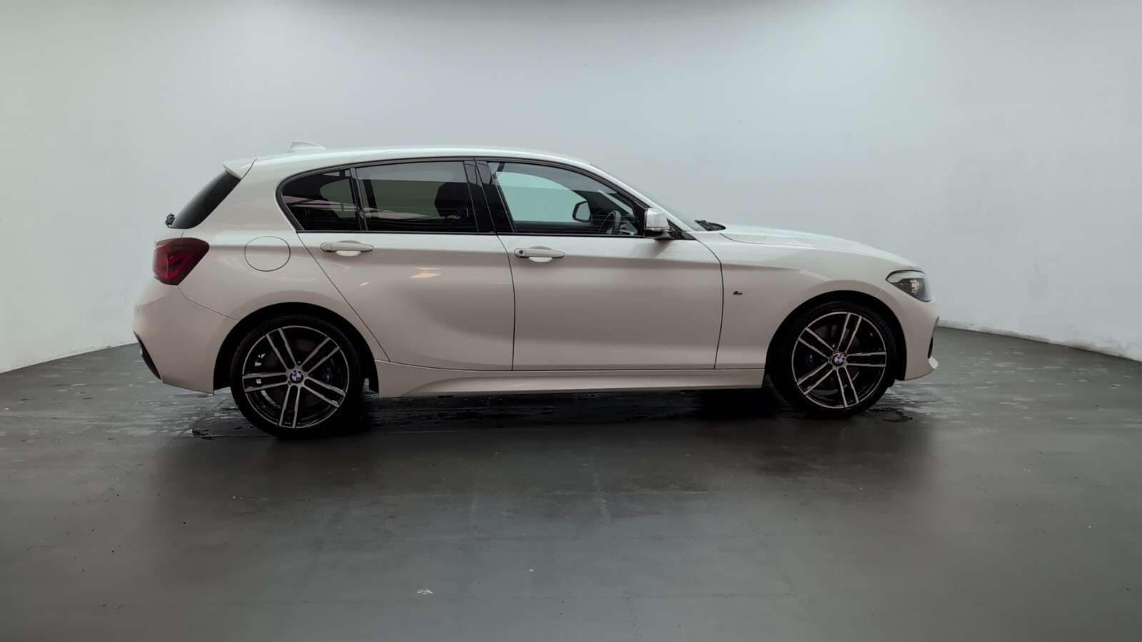 2019 BMW 1 SERIES 2019 BMW 1 SERIES