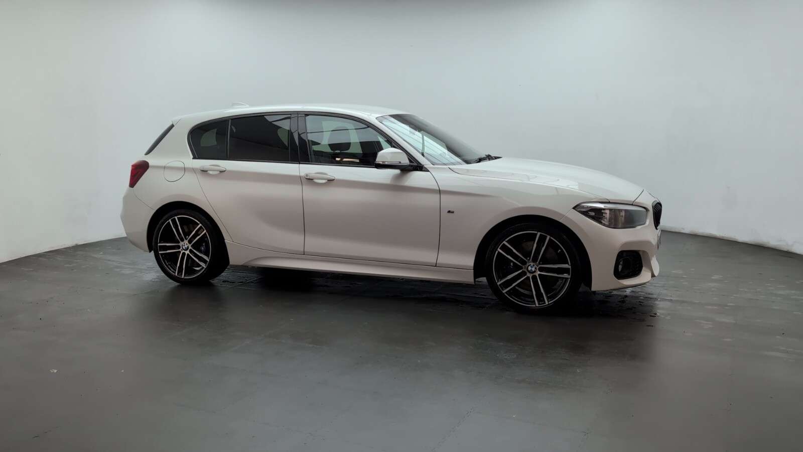 2019 BMW 1 SERIES 2019 BMW 1 SERIES