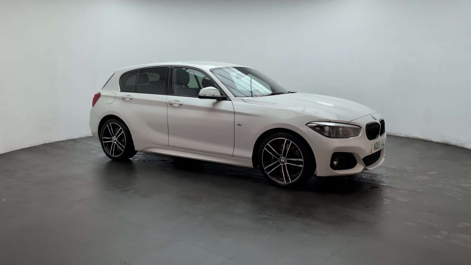2019 BMW 1 SERIES 2019 BMW 1 SERIES