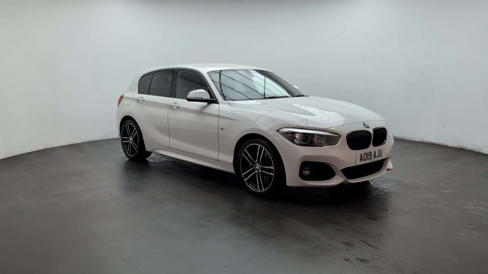 2019 BMW 1 SERIES 2019 BMW 1 SERIES