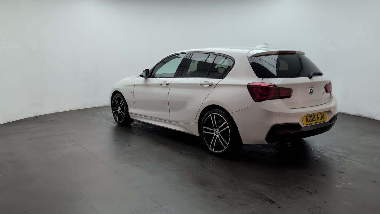 2019 BMW 1 SERIES 2019 BMW 1 SERIES