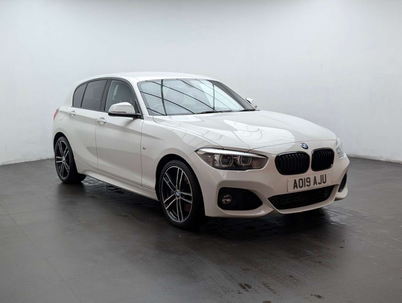 2019 BMW 1 SERIES 2019 BMW 1 SERIES