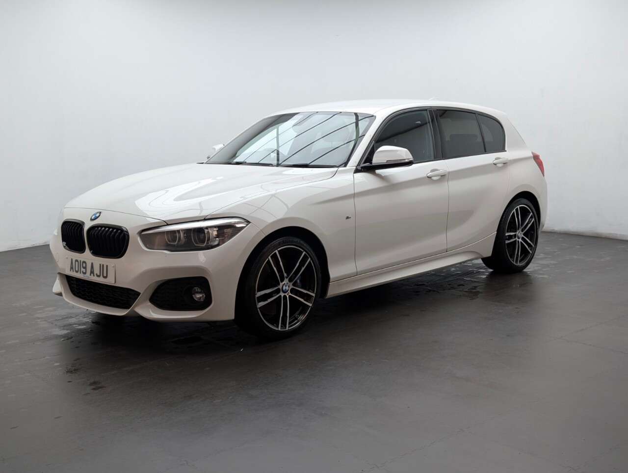 2019 BMW 1 SERIES 2019 BMW 1 SERIES