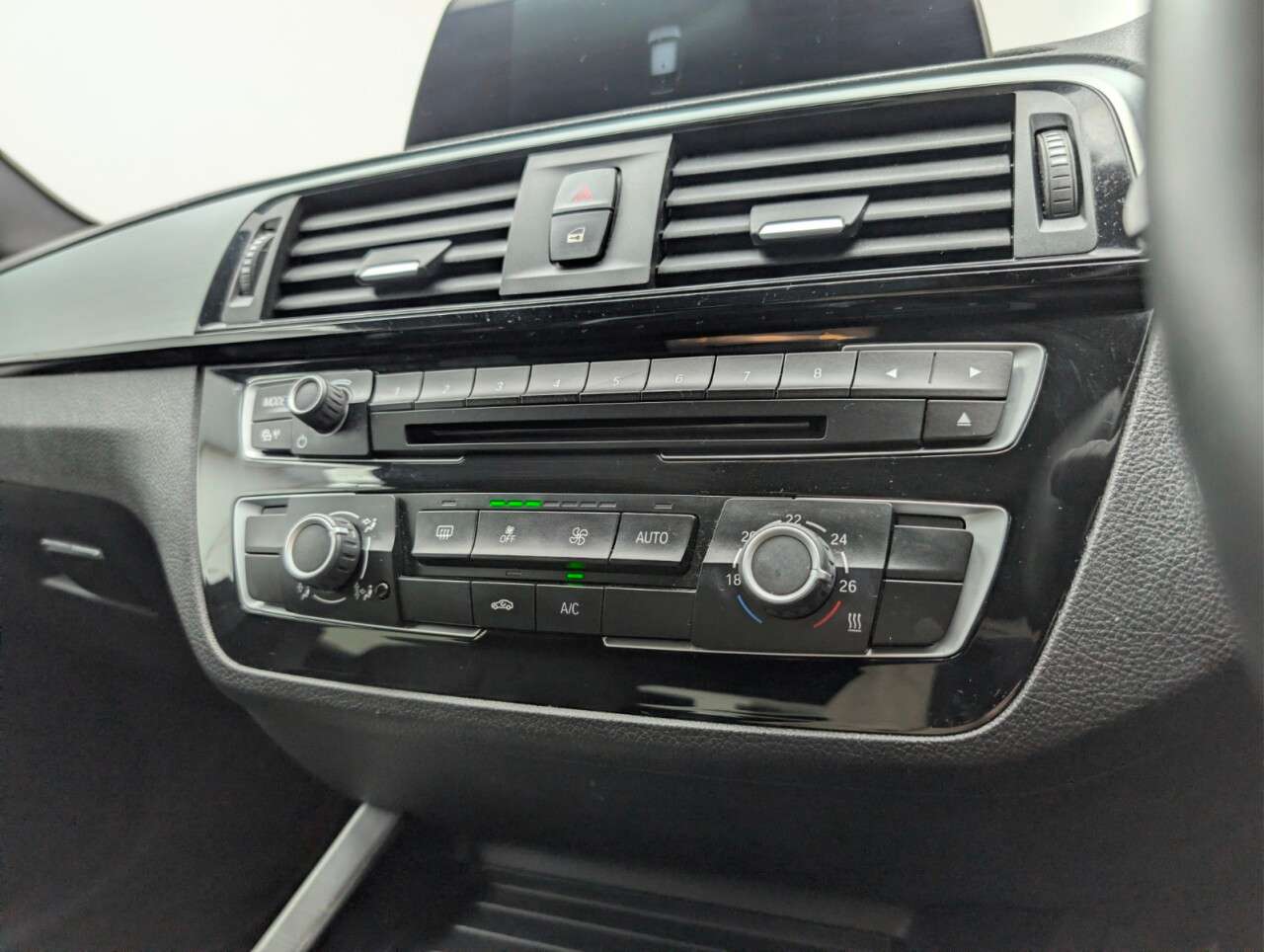 2019 BMW 1 SERIES 2019 BMW 1 SERIES