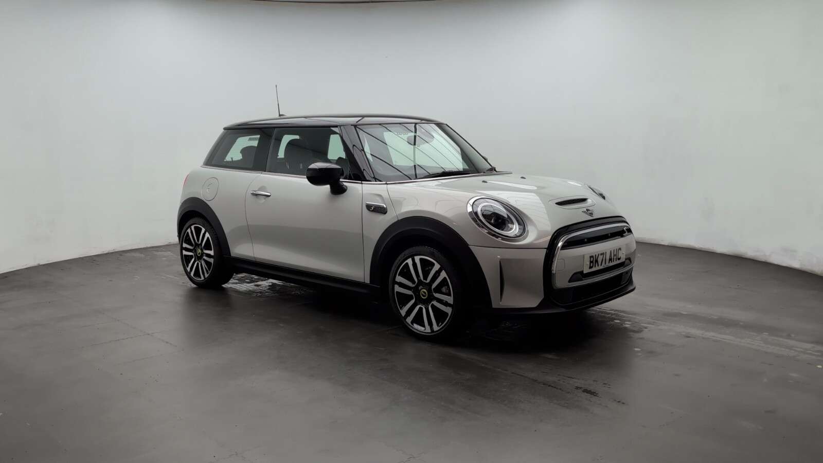 2021 MINI ELECTRIC HATCH 2021 MINI ELECTRIC HATCH