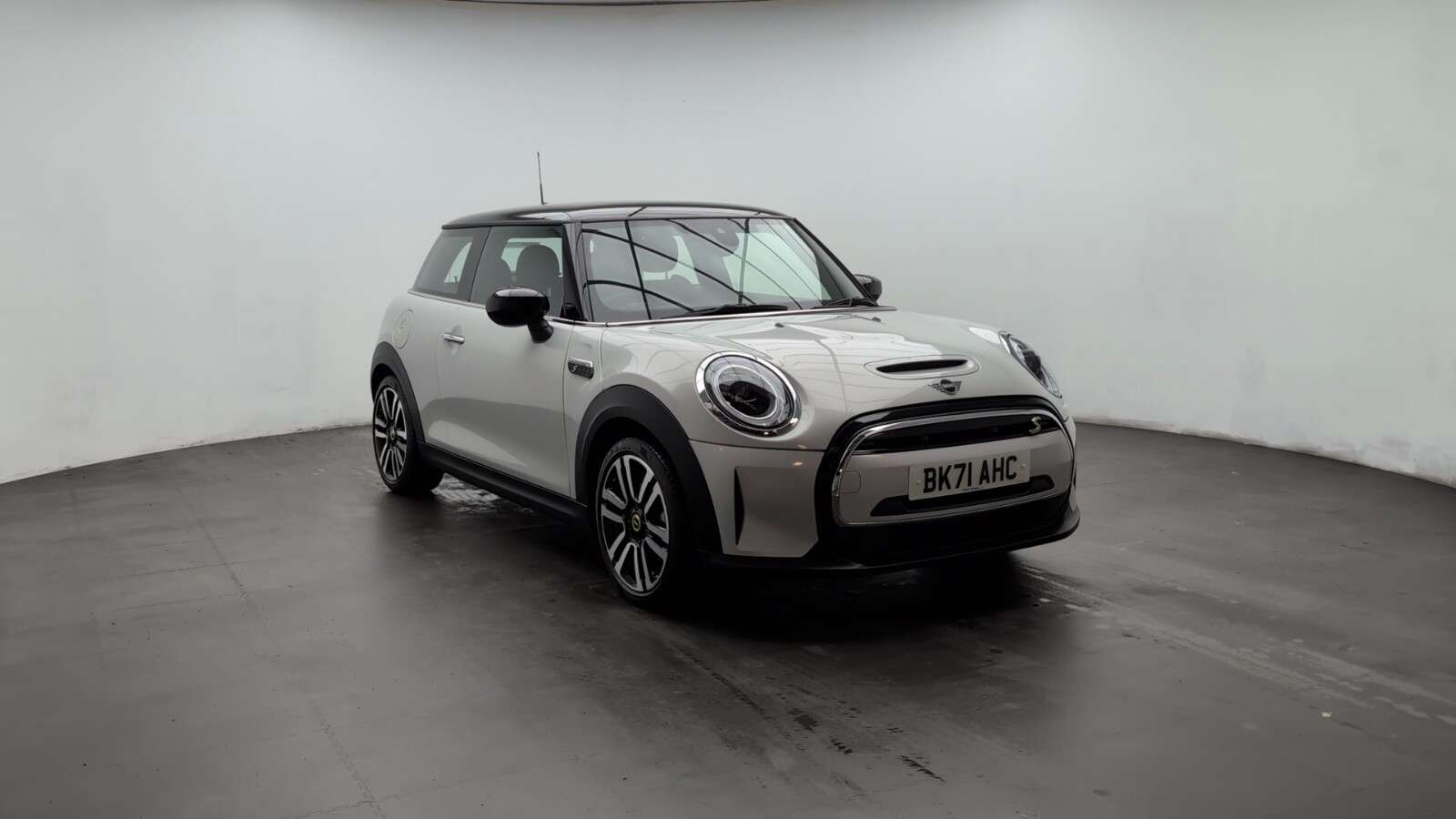2021 MINI ELECTRIC HATCH 2021 MINI ELECTRIC HATCH