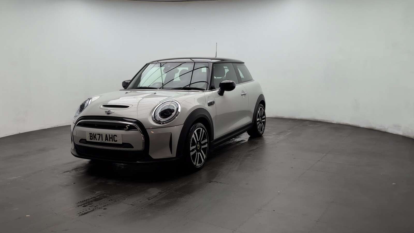 2021 MINI ELECTRIC HATCH 2021 MINI ELECTRIC HATCH