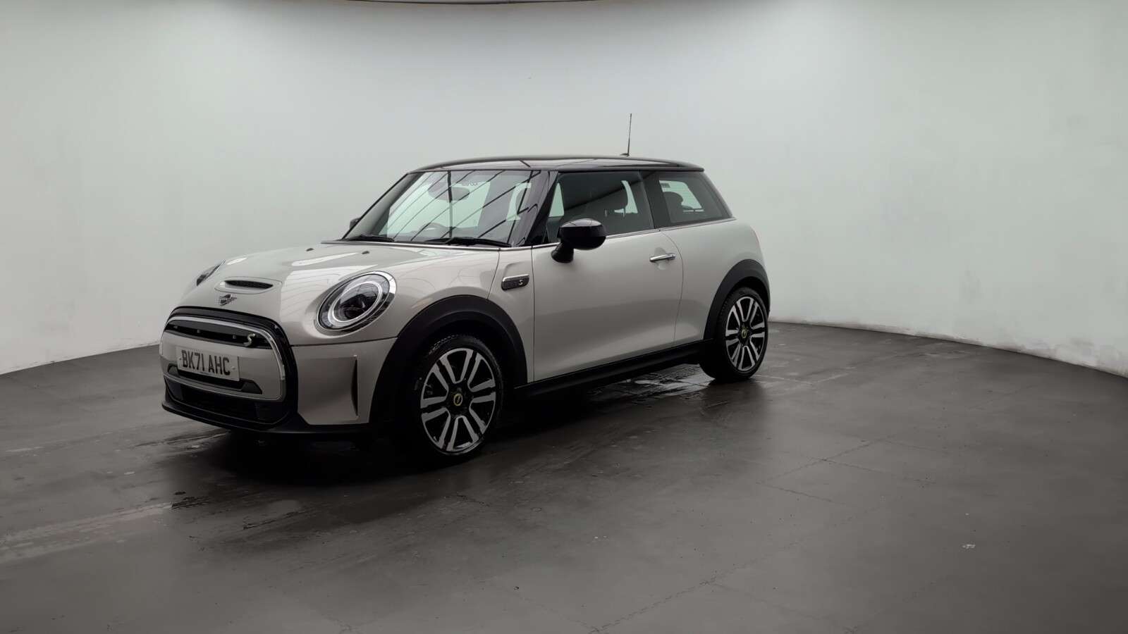 2021 MINI ELECTRIC HATCH 2021 MINI ELECTRIC HATCH