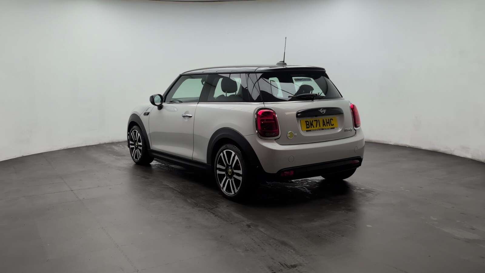 2021 MINI ELECTRIC HATCH 2021 MINI ELECTRIC HATCH