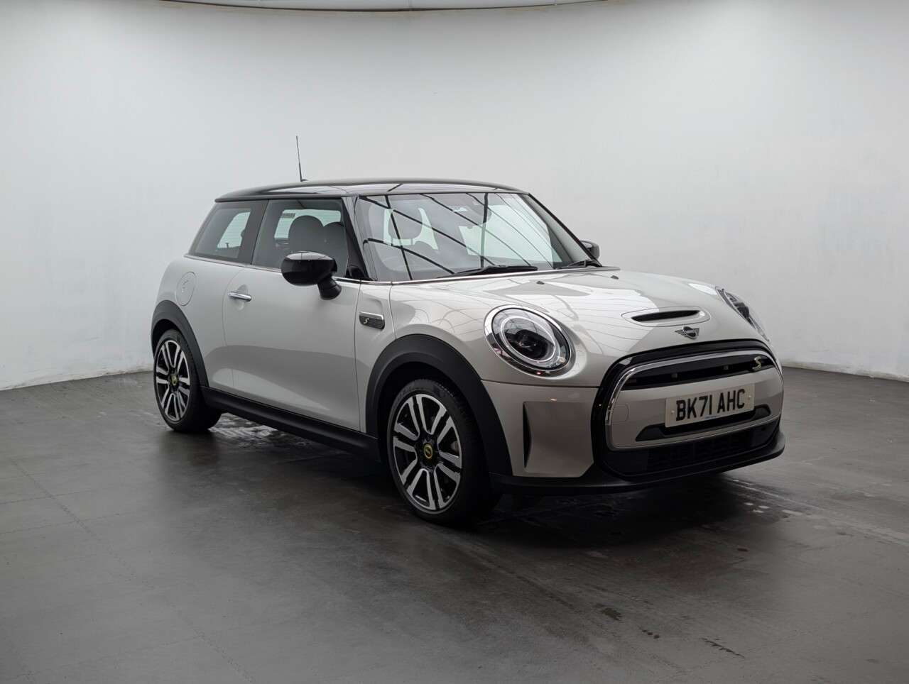 2021 MINI ELECTRIC HATCH 2021 MINI ELECTRIC HATCH