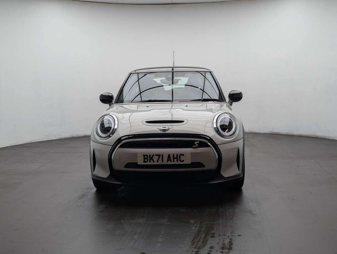 2021 MINI ELECTRIC HATCH 2021 MINI ELECTRIC HATCH