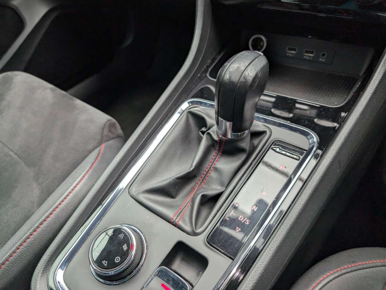 2018 SEAT ATECA 2018 SEAT ATECA