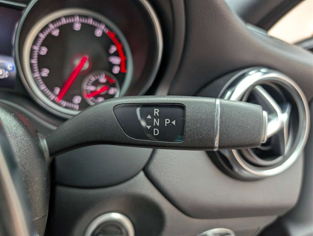 2019 MERCEDES-BENZ 180 2019 MERCEDES-BENZ 180