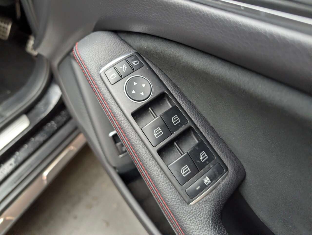 2019 MERCEDES-BENZ 180 2019 MERCEDES-BENZ 180