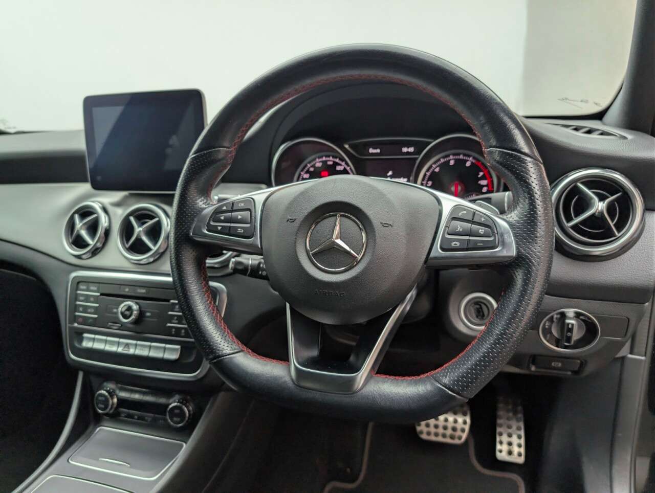 2019 MERCEDES-BENZ 180 2019 MERCEDES-BENZ 180