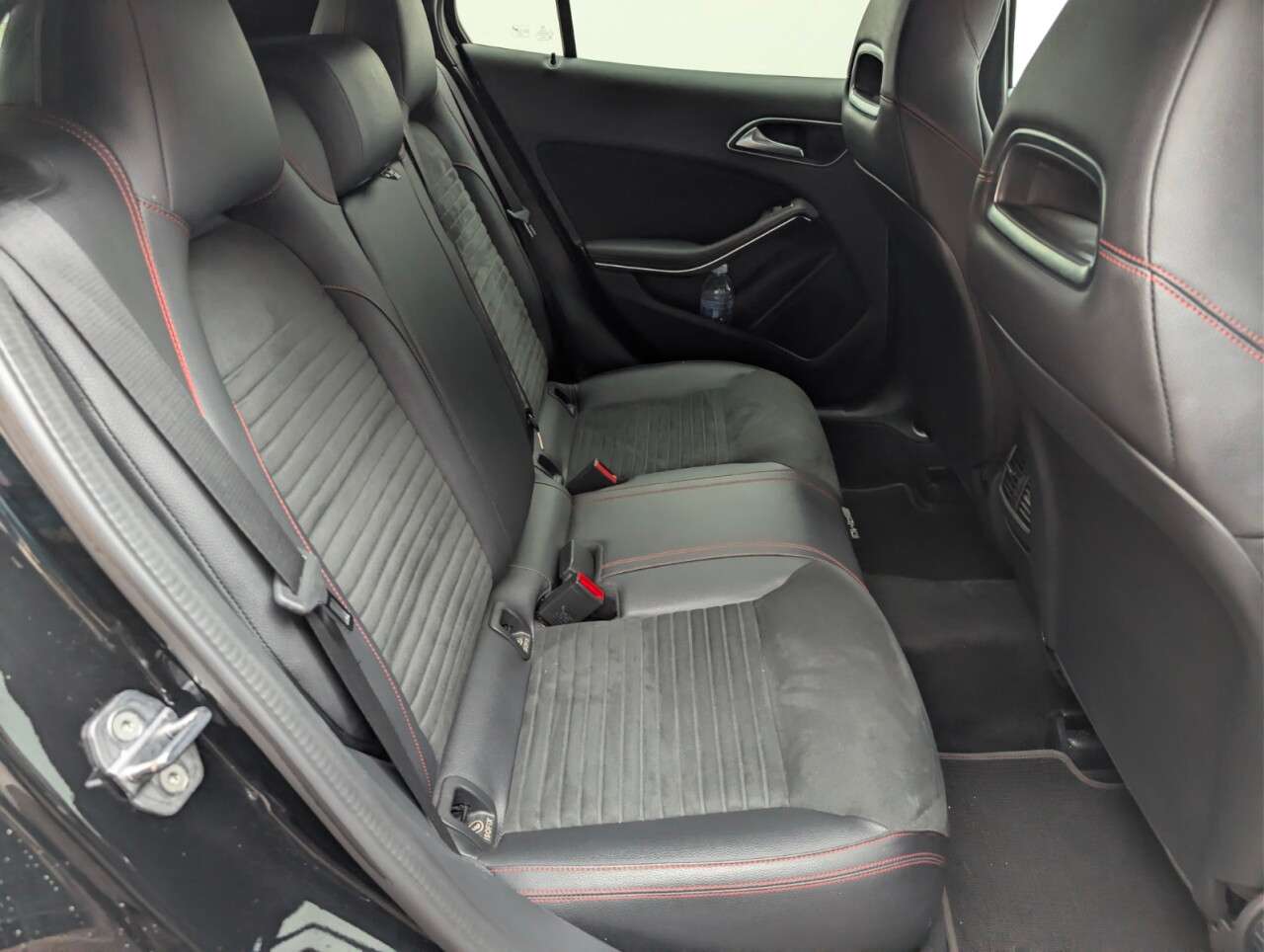 2019 MERCEDES-BENZ 180 2019 MERCEDES-BENZ 180