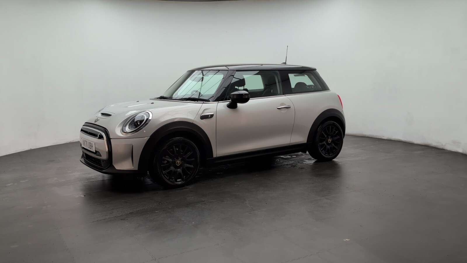 2021 MINI ELECTRIC HATCH 2021 MINI ELECTRIC HATCH