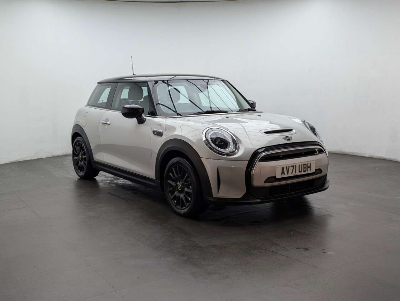 2021 MINI ELECTRIC HATCH 2021 MINI ELECTRIC HATCH