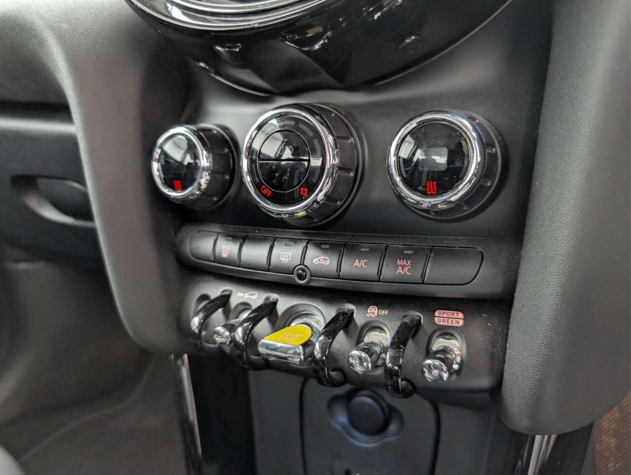 2021 MINI ELECTRIC HATCH 2021 MINI ELECTRIC HATCH