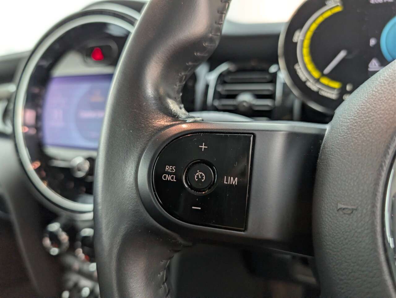 2021 MINI ELECTRIC HATCH 2021 MINI ELECTRIC HATCH