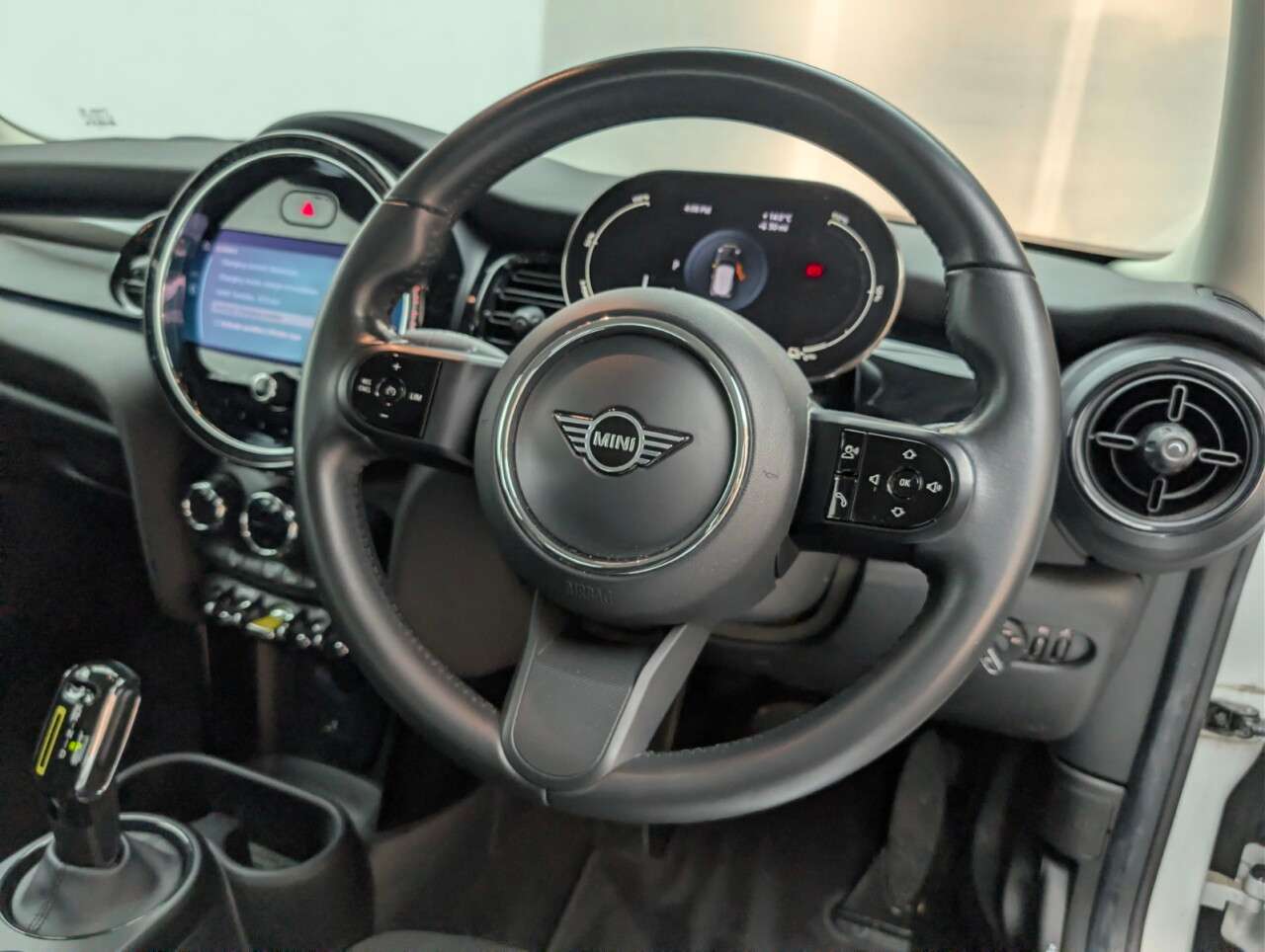 2021 MINI ELECTRIC HATCH 2021 MINI ELECTRIC HATCH