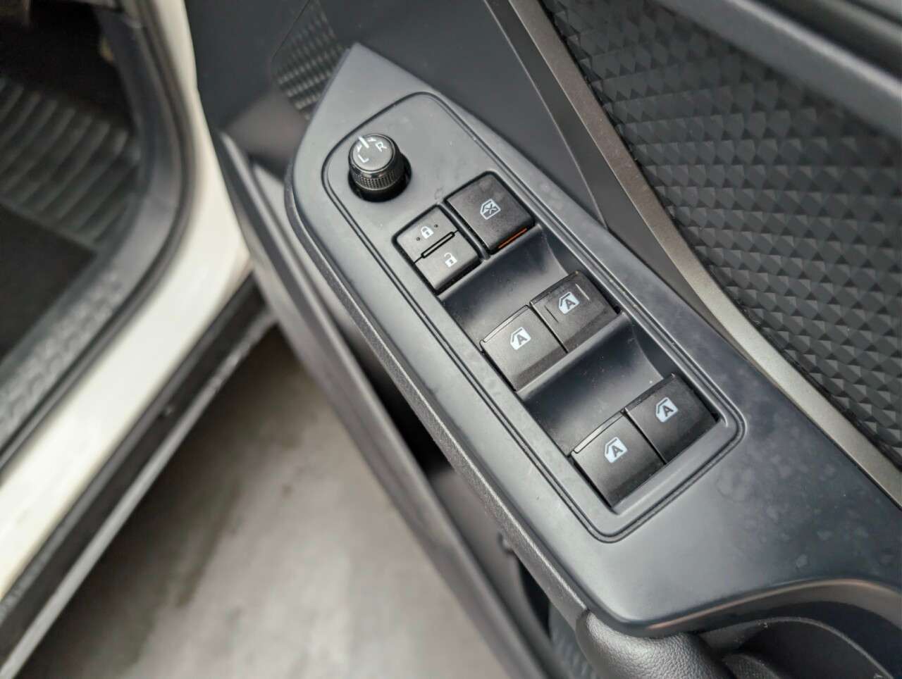 2019 TOYOTA C-HR 2019 TOYOTA C-HR