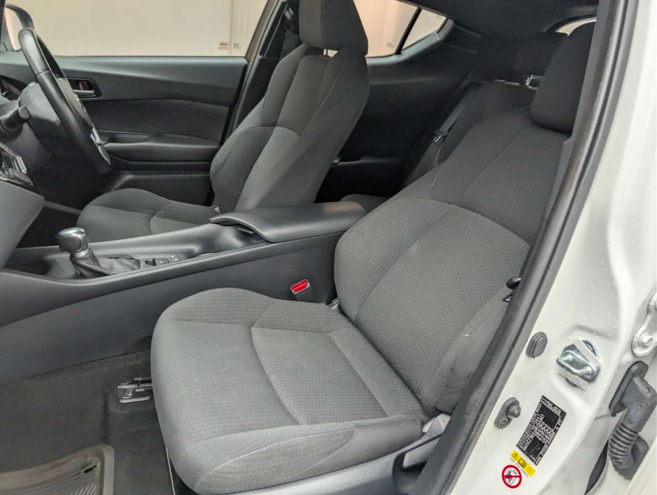 2019 TOYOTA C-HR 2019 TOYOTA C-HR