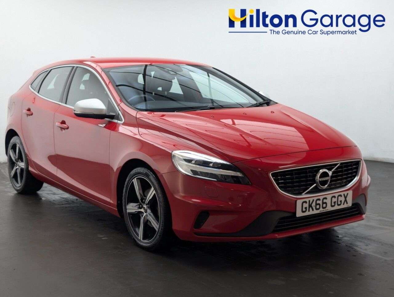 2016 VOLVO V40 2016 VOLVO V40