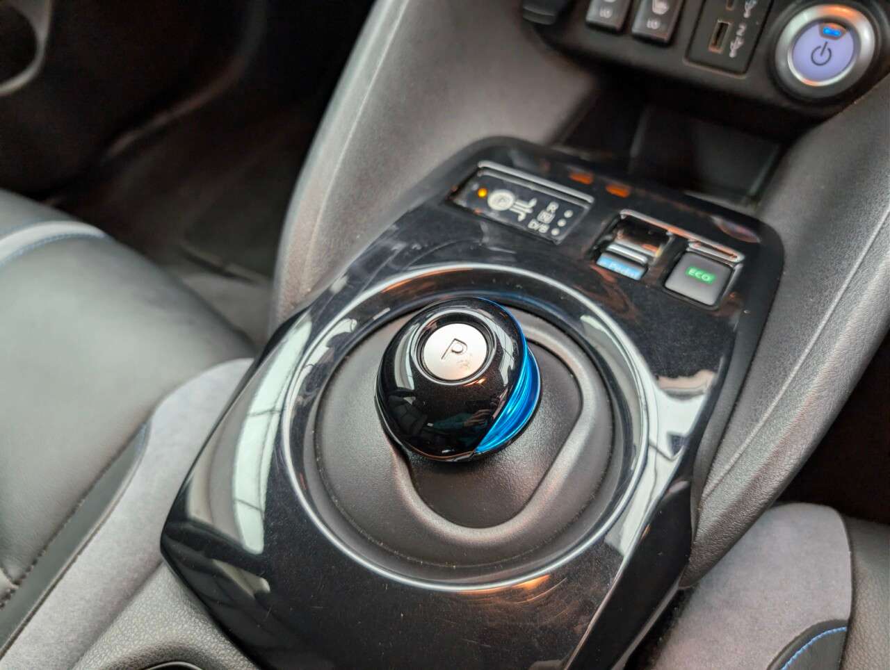 2022 NISSAN LEAF 2022 NISSAN LEAF